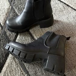 Black Boots