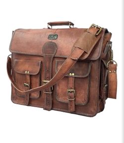 Leather Messenger Bag 💼