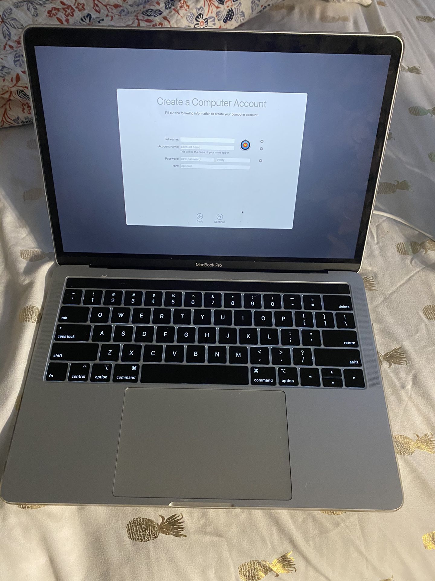Apple -MacBook Pro 13’’