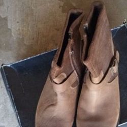 NEW LEATHER ANKLE BOOTS Size 10.5