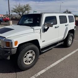 Hummer H3 