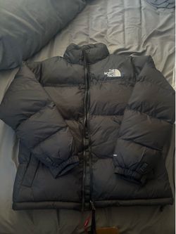 North face 700 puffer jacket (L)