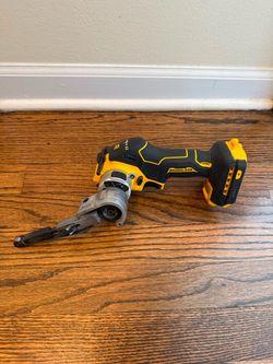 20-Volt MAX XR 18 in. Cordless Bandfile (Tool-Only)