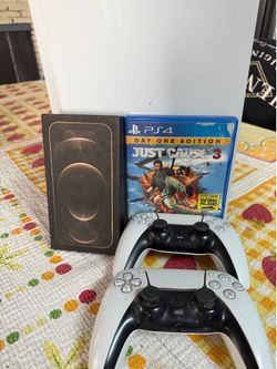 PS5/IPhone Bundle
