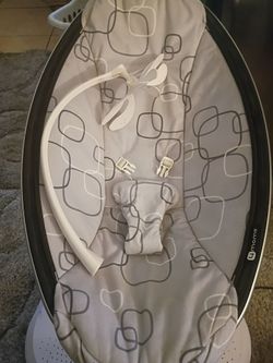 4mom mamaroo baby swing