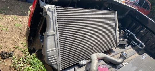 2005 Duramax Intercooler And Radiator Silverado, Sierra 6.6L Diesel