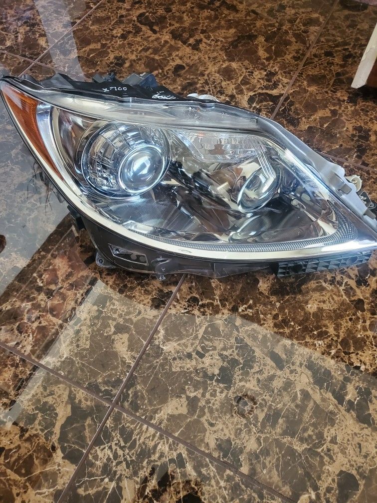 2008 Lexus Ls460 Headlight    Passenger Side     