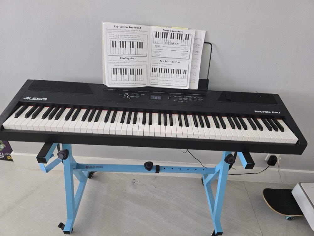 Keyboard Piano