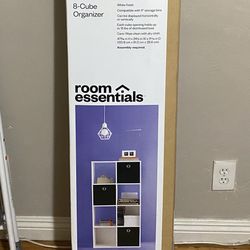 White 8 Cube Organizer Shelf