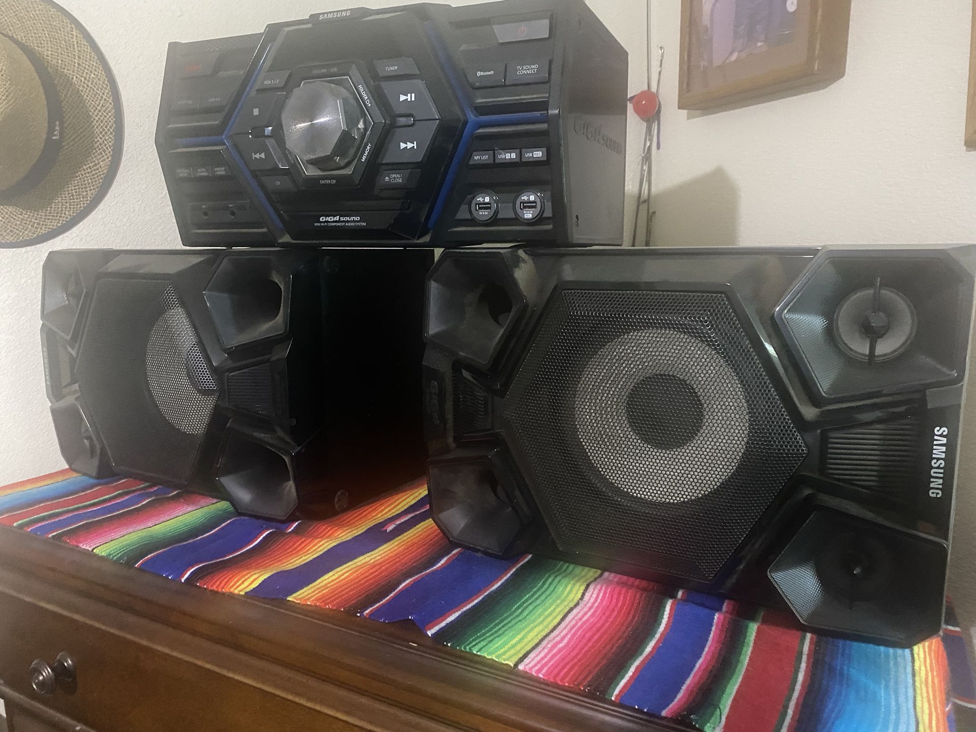 Samsung Giga Sound System