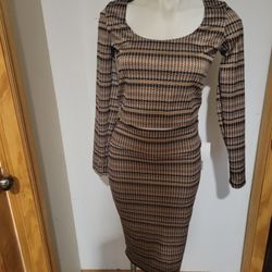 Large Women's Plaid Skirt And Blouse 