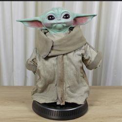 Sideshow ‘The Child’ Figurine