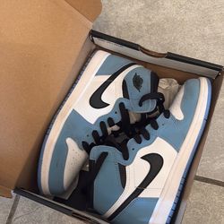 Jordan retro 1 youth size 3