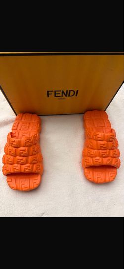 Fendi women slides