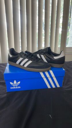 Women’s Sambas Adidas