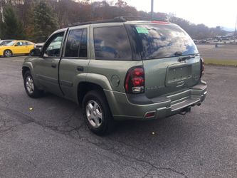 Mint 2004 Chevy trailblazer 4x4 one owner
