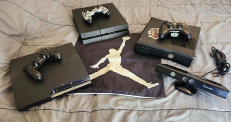 Game System Bundle w/ games