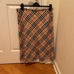 Burberry Skirt 