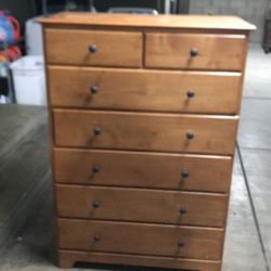 Dresser 51x36x18