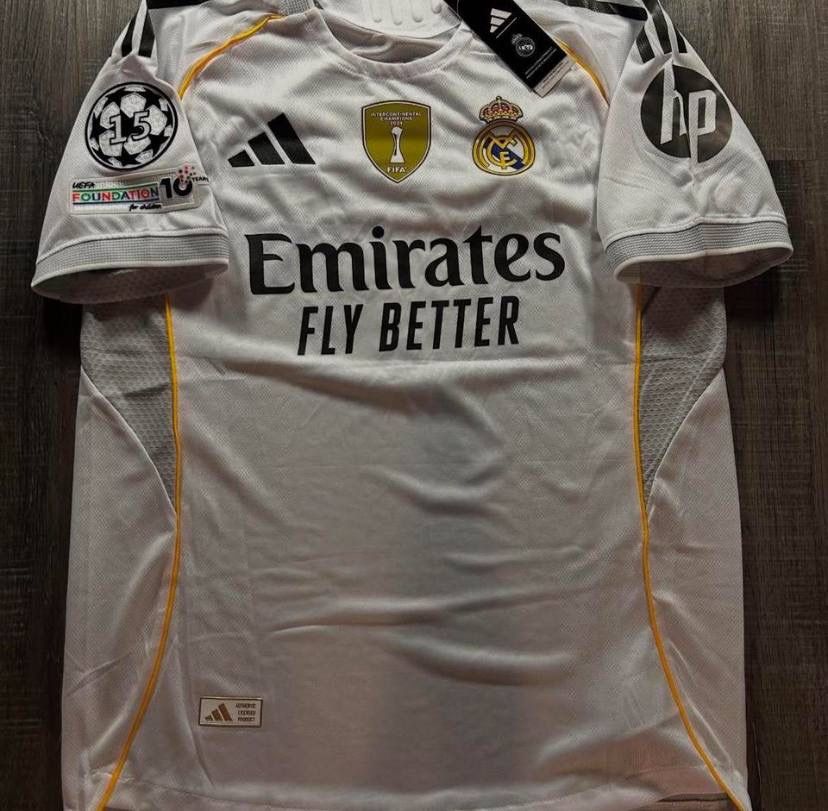 Real Madrid 2025/2026 Vini Jr. #7 UCL Home Jersey Player Version Size S