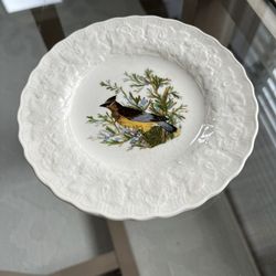 Small Plate/ Saucer Vintage 
