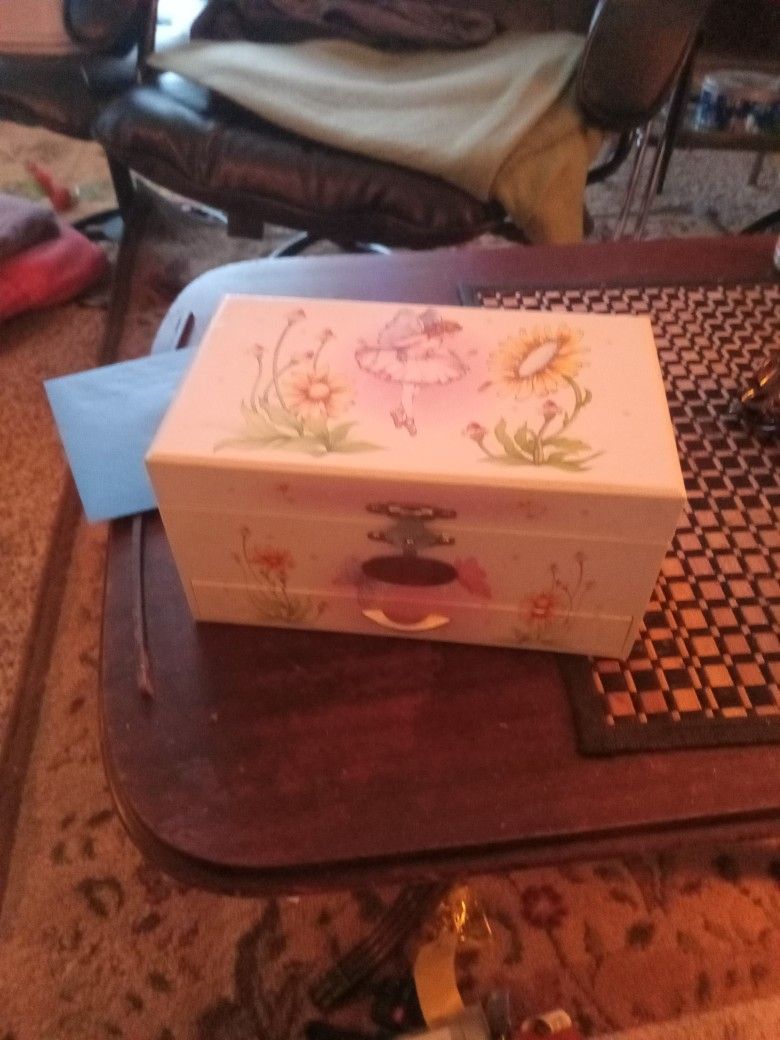 Dancing Musical Belliarina Jewerly Box