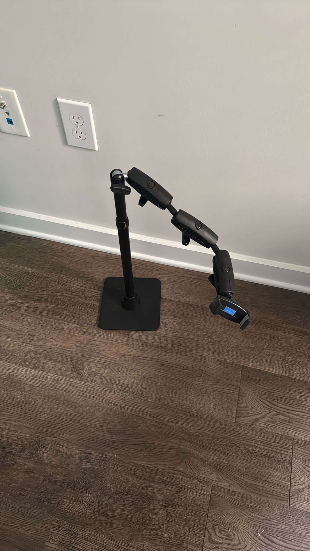 Goose Neck iPhone Stand