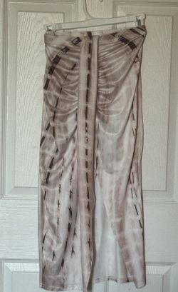 Silky Feel Tan And White Tie-Dye Skirt Never Worn