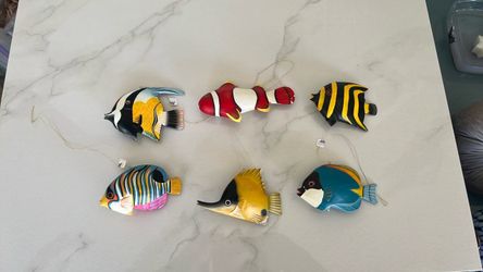 Set of 6 Painted Wood Tropical Fish Ornaments