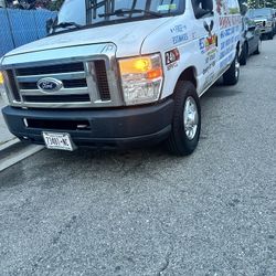 Ford Econoline 2500