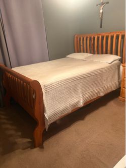 Full size bedroom
