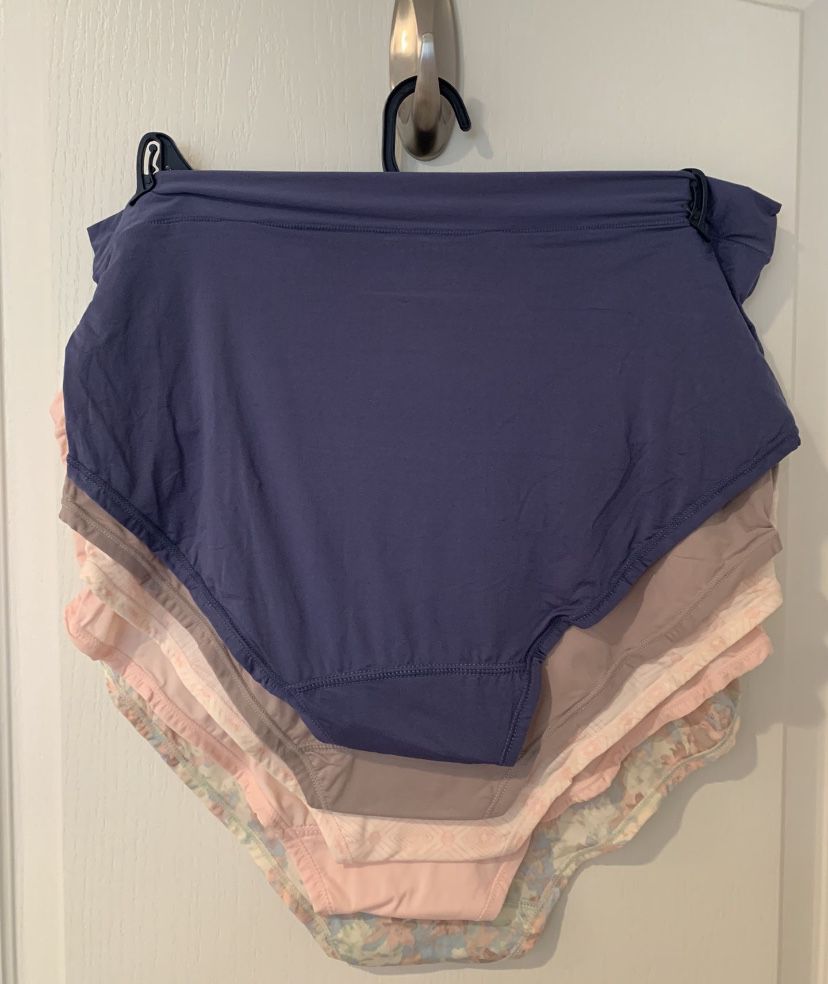 Lucky Brand Women's Plus Super Soft 5-Piece Panty Set (1X) for Sale in  Newark, CA - OfferUp