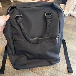 Signature 16” Commuter Black Backpack 
