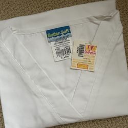 Women’s XL White “Butter-Soft” by UA Scrub Top , NEW!