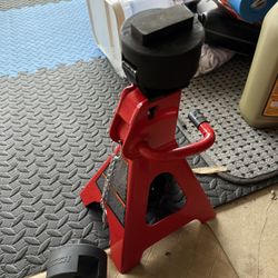 Pair of jack stand pads for BMW