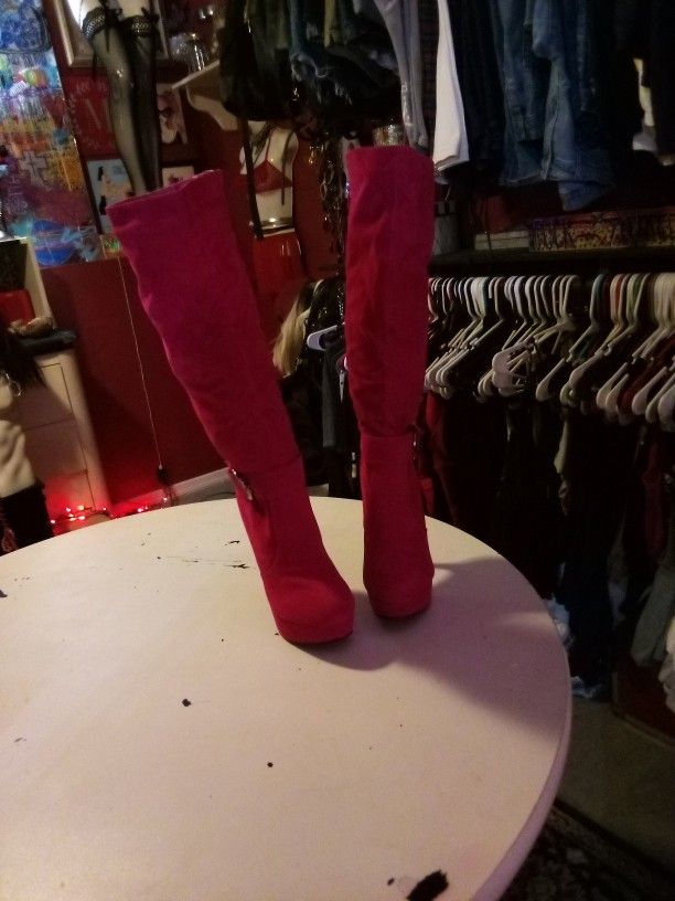 Ladies High Heeled Tall Boots Hot Pink Size 6.5 Brand New