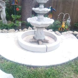 Fountain Pool Set