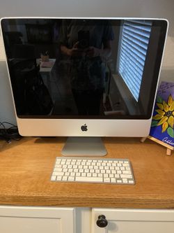 Apple iMac Desktop Computer + Apple Wireless Keyboard