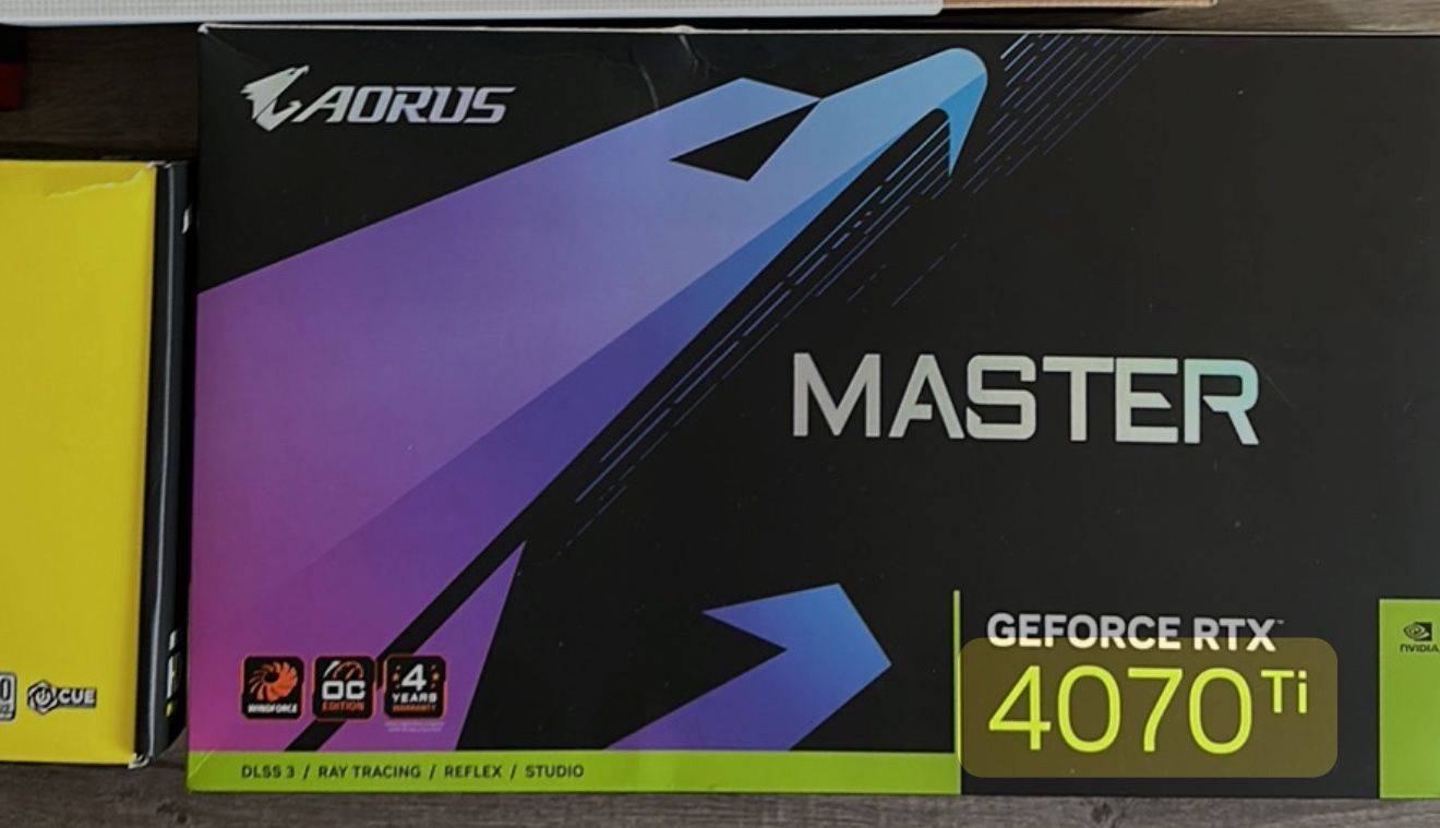 Gigabyte AORUS GeForce RTX 4070 Ti Master 12G Graphics Card, 3X WINDFORCE Fans, 12GB 192-bit GDDR6X, GV-N407TAORUS M-12GD Video Card