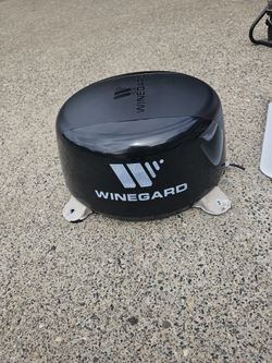 Winegard 434719 Connect 2.0 4G2 (WF2-435) 4G LTE and Wi-Fi Extender for RVs