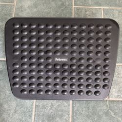 FELLOWES Adjustable Foot Rest for under desk