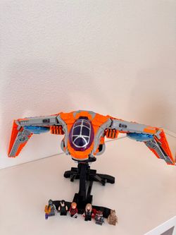 LEGO Marvel Guardians' Ship with Minifigures