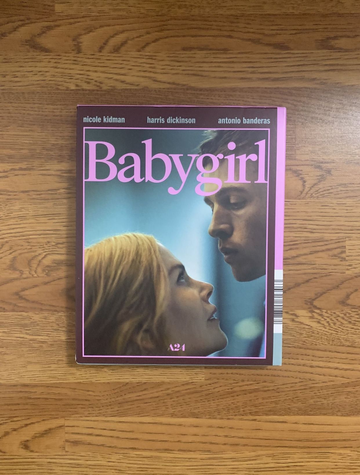 Babygirl (Special Edition) Blu-ray Combo Pack [Blu-ray + Collectible Postcards]