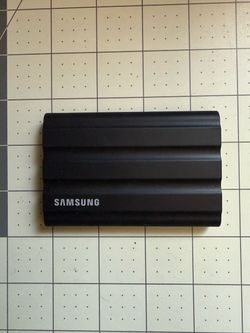Portable SSD 2TB Samsung  T7 Shield