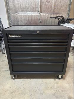 Snap On KRA4107FPOT Tool Box