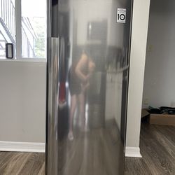 Pre Owned LG Freezer