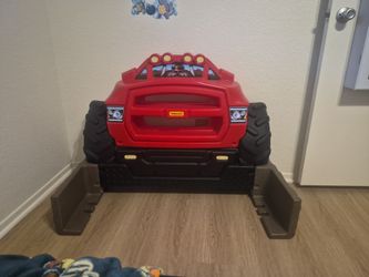 Bed frame (Twin Size)