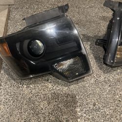 Headlights Ford F150 09/14 