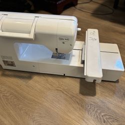 Babylock Sewing Machine 