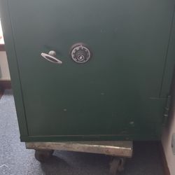 Remington Rand Safe